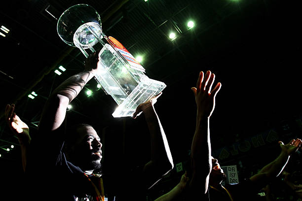 面前保持团 面前保持团